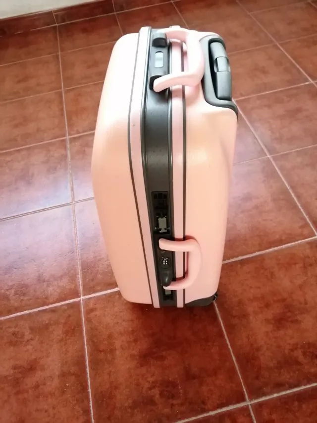 Piccola valigia Hello Kitty rosa