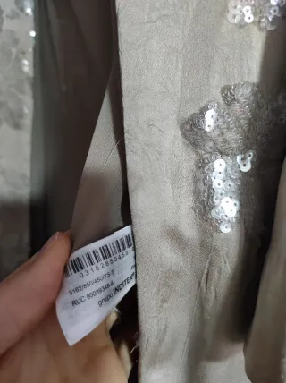 Kimono Zara Beige con Lentejuelas Plateadas