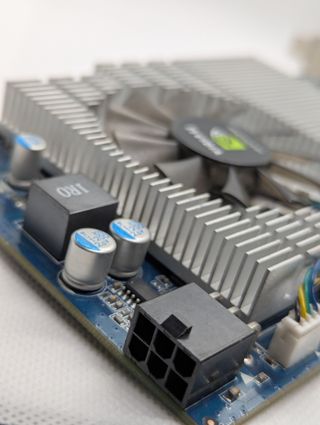 Scheda Video NVIDIA GeForce 9600 GS 768MB DDR2