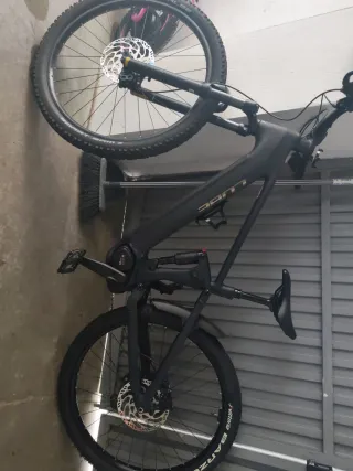 Bicicleta eléctrica CUBE 800 de batería 85 N