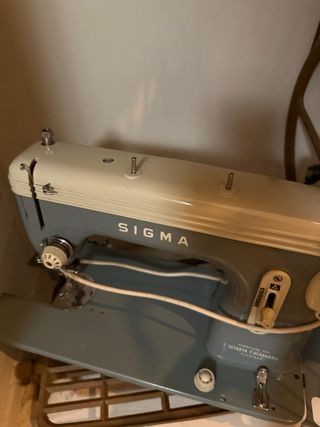 Máquinas de coser antiguas ALFA y SIGMA