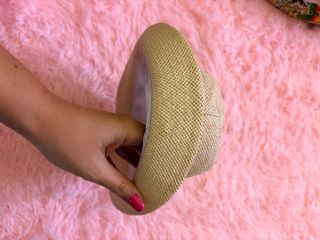 Cappello di paglia con fascia marrone