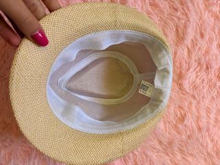 Cappello di paglia con fascia marrone