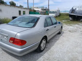 Mercedes-Benz Clase E 1999