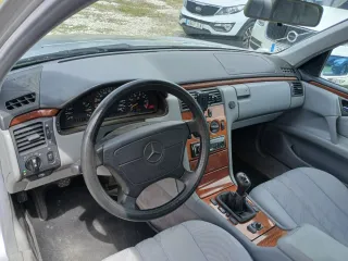 Mercedes-Benz Clase E 1999