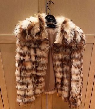 Pelliccia Volpe Giuliana Teso