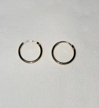 Aritos bebé y niña oro 18k