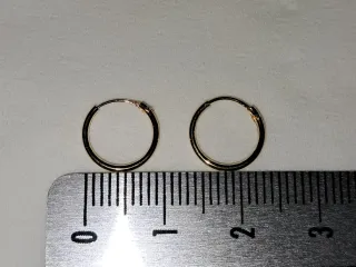 Aritos bebé y niña oro 18k
