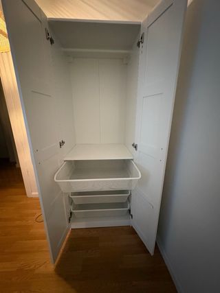 Guardaroba bianco Ikea