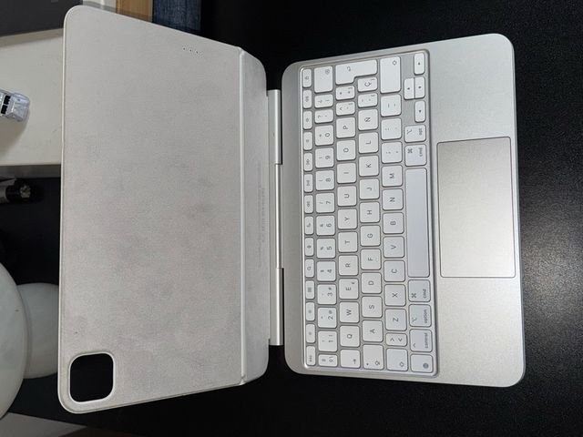 Magic Keyboard iPad Pro 11 Apple