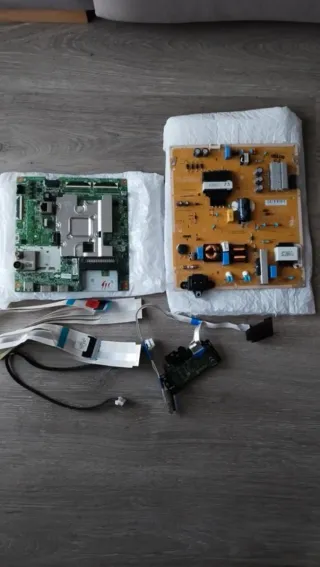 Despiece Tv LG 55UM7100PLB: EAX68253605, EAX678652