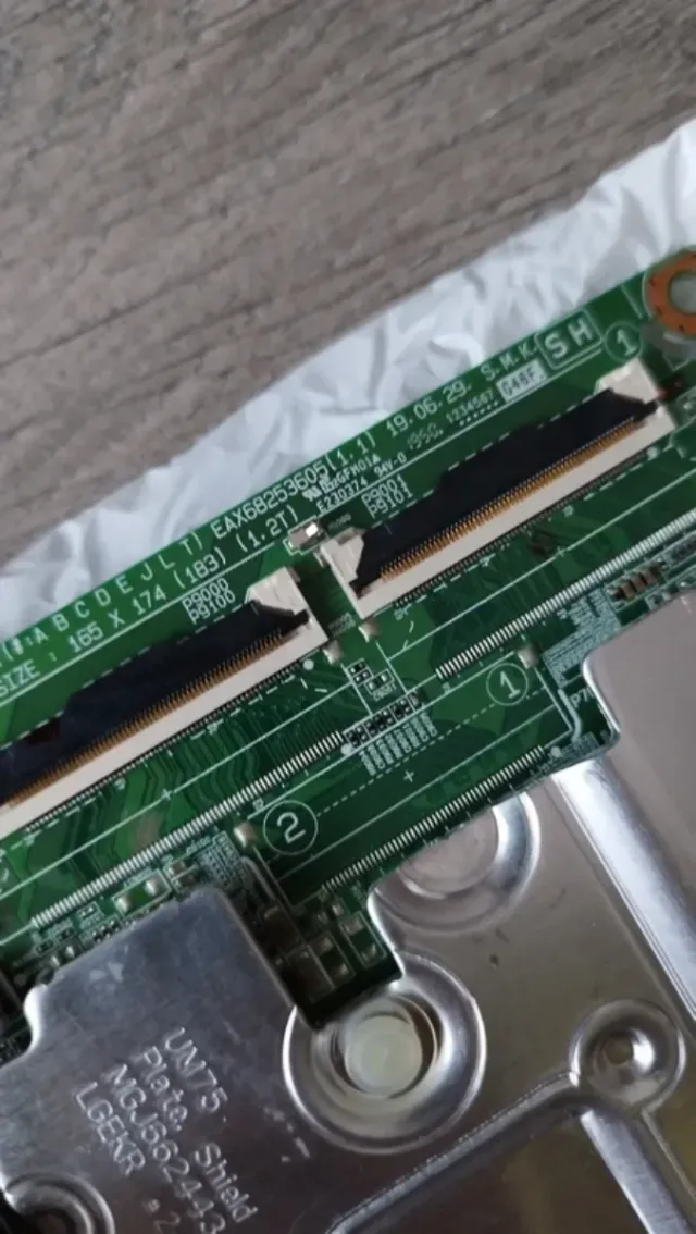 Despiece Tv LG 55UM7100PLB: EAX68253605, EAX678652