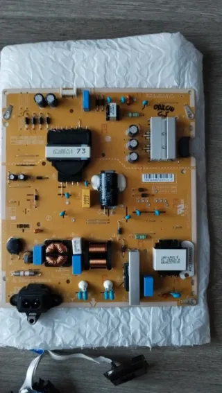 Despiece Tv LG 55UM7100PLB: EAX68253605, EAX678652