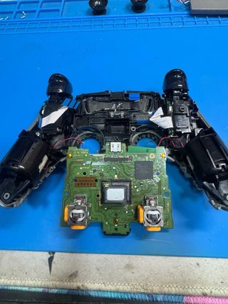 Mando PS5 Dualsense Camuflaje