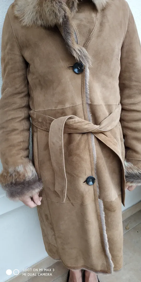 Abrigo de piel color Camel Massimo Dutti