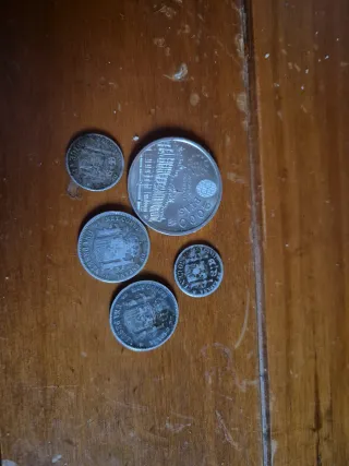 Lote de 5 monedas antiguas españolas
