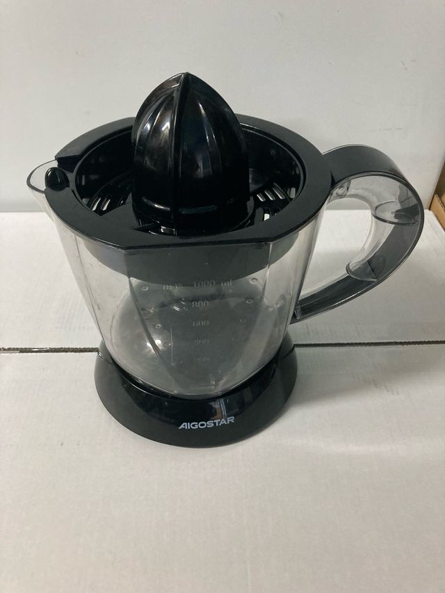 Spremiagrumi Aigostar nero