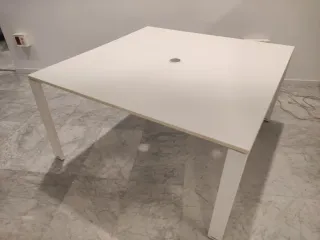 Isla 2 plazas mesa reuniones blanca