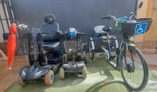 Mesa y sillas de exterior