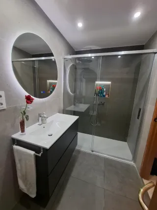 Servicios de reformas y mantenimiento