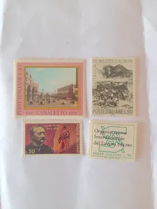 Lotto Francobolli Italiani 1966-1969