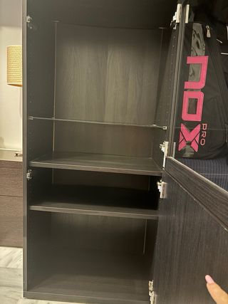 Vitrina alta madera y cristal marrón oscuro