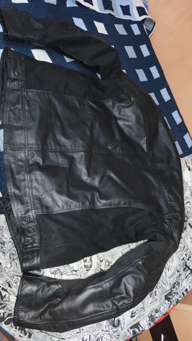 Cazadora de cuero moto