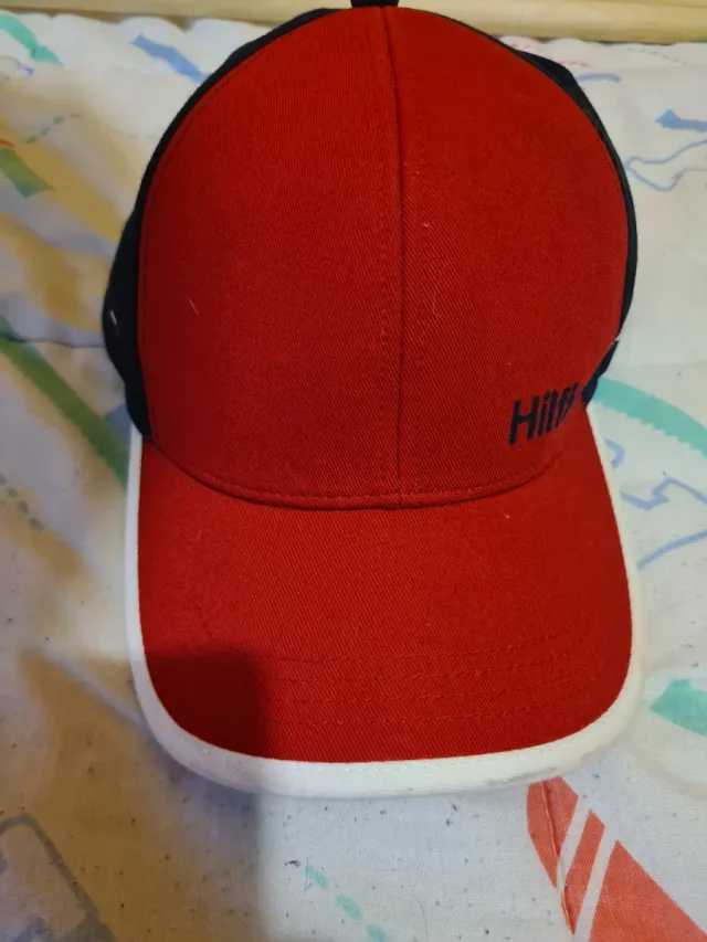 Gorra Tommy Hilfiger Roja y Negra
