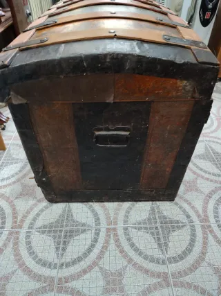 Baúl antiguo para restaurar