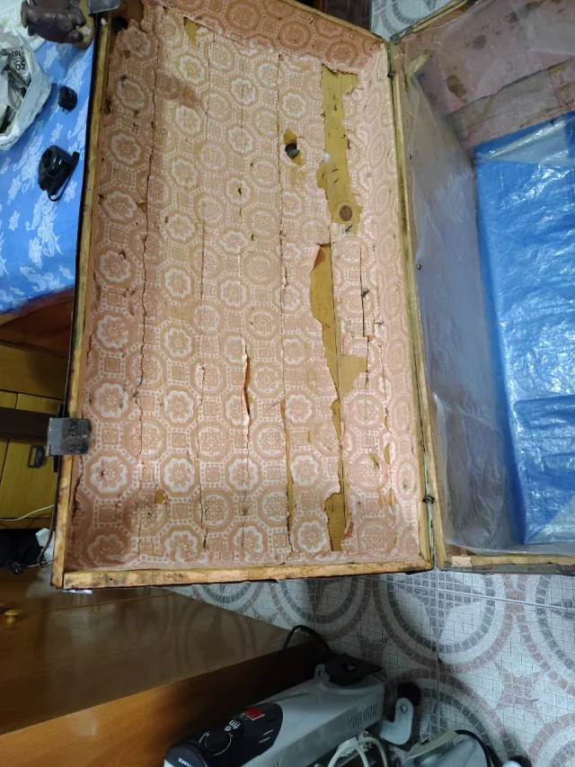 Baúl antico da restaurare