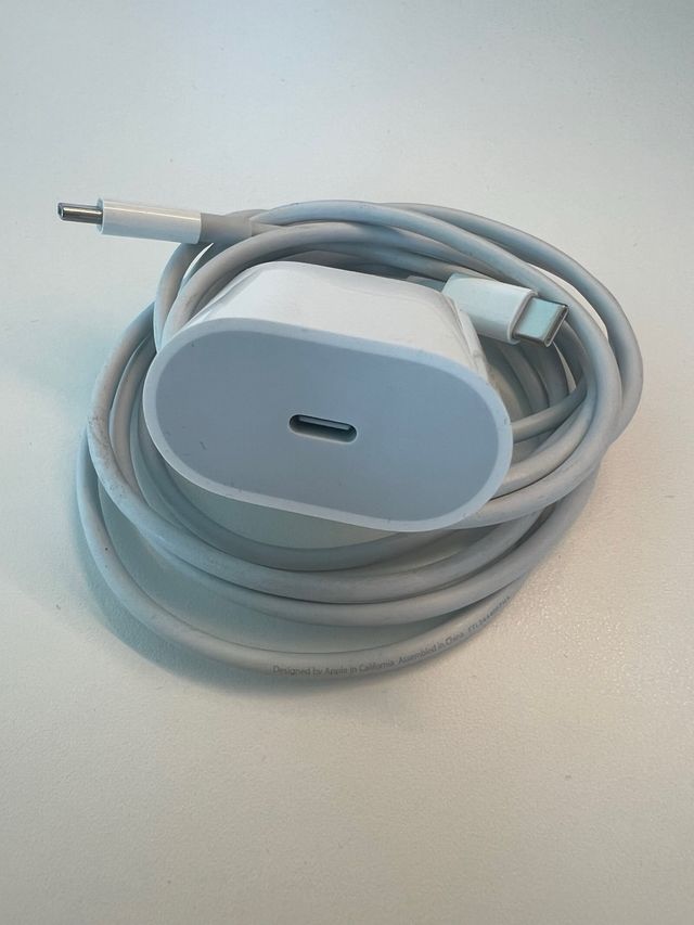 Cargador Apple 20W + Cable USB-C Original
