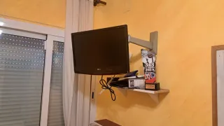 Mesa de madera rústica grande