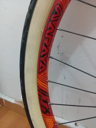 Rueda Araya con Cubierta y Freno Tektro 26x1.50