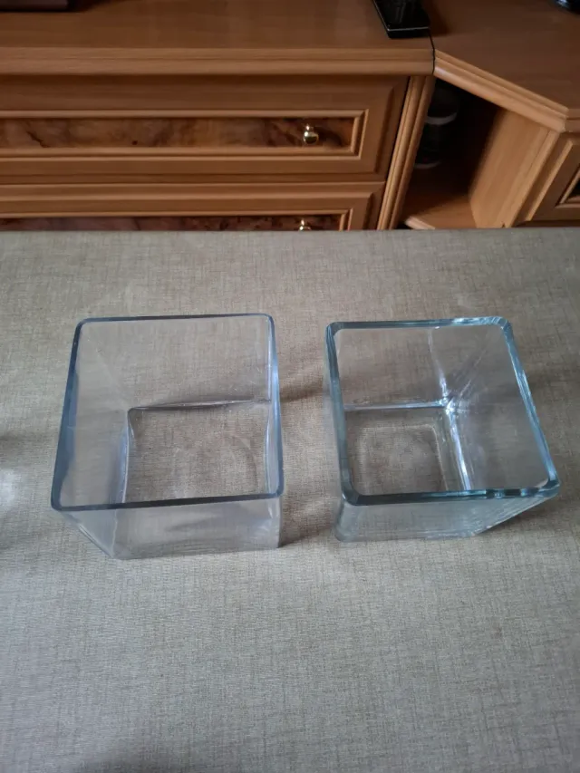 Jarrón cristal cuadrado transparente