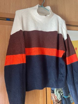 Jersey de rayas cuello alto