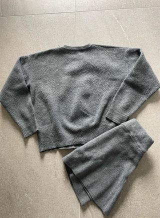 Completo Maglione e Gonna Grigio