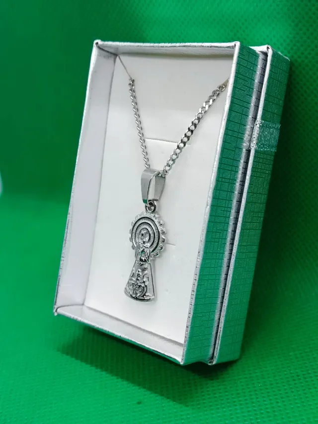 28X13mm COLGANTE VIRGEN DEL PILAR ACERO PLATEADO