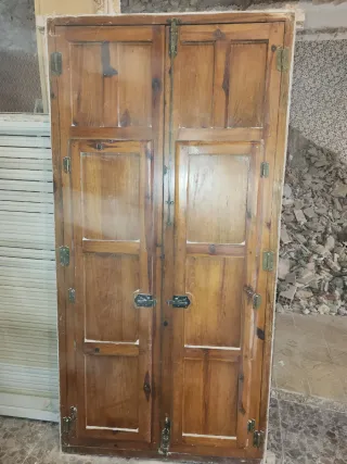 Ventana madera antigua