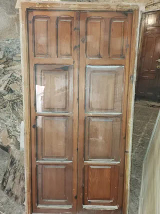 Ventana madera antigua