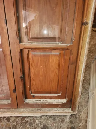 Ventana madera antigua