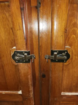 Ventana madera antigua