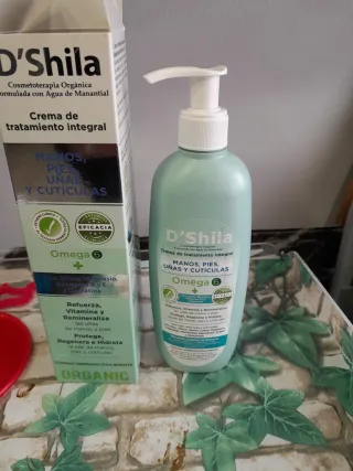 Crema D'Shila Uñas, Cutículas, Manos y Pies