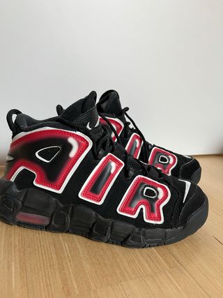 Zapatillas Nike Air More Uptempo Negras Rojas