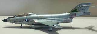 Maqueta Avión McDonnell F-101B Voodoo 1/48