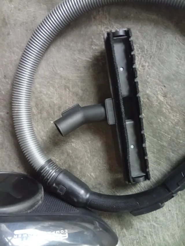 Aspirador Rowenta Compact Power