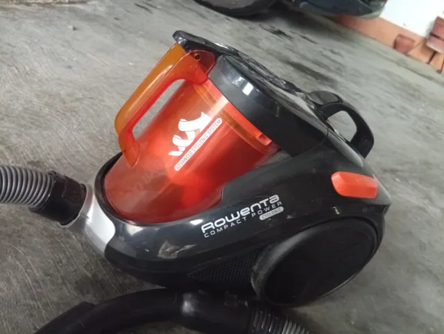 Aspirador Rowenta Compact Power