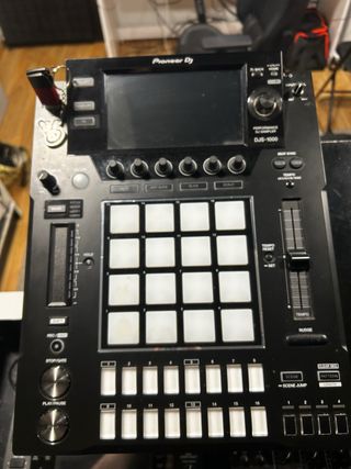 Sampler Pioneer DJS-1000
