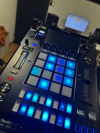 Sampler Pioneer DJS-1000