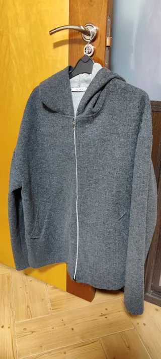 Chaqueta de paño con capucha para mujer