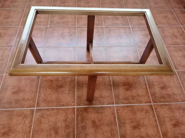 Tavolo basso in legno